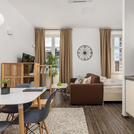 Apartments Harbour View ริเยกา ภายนอก รูปภาพ