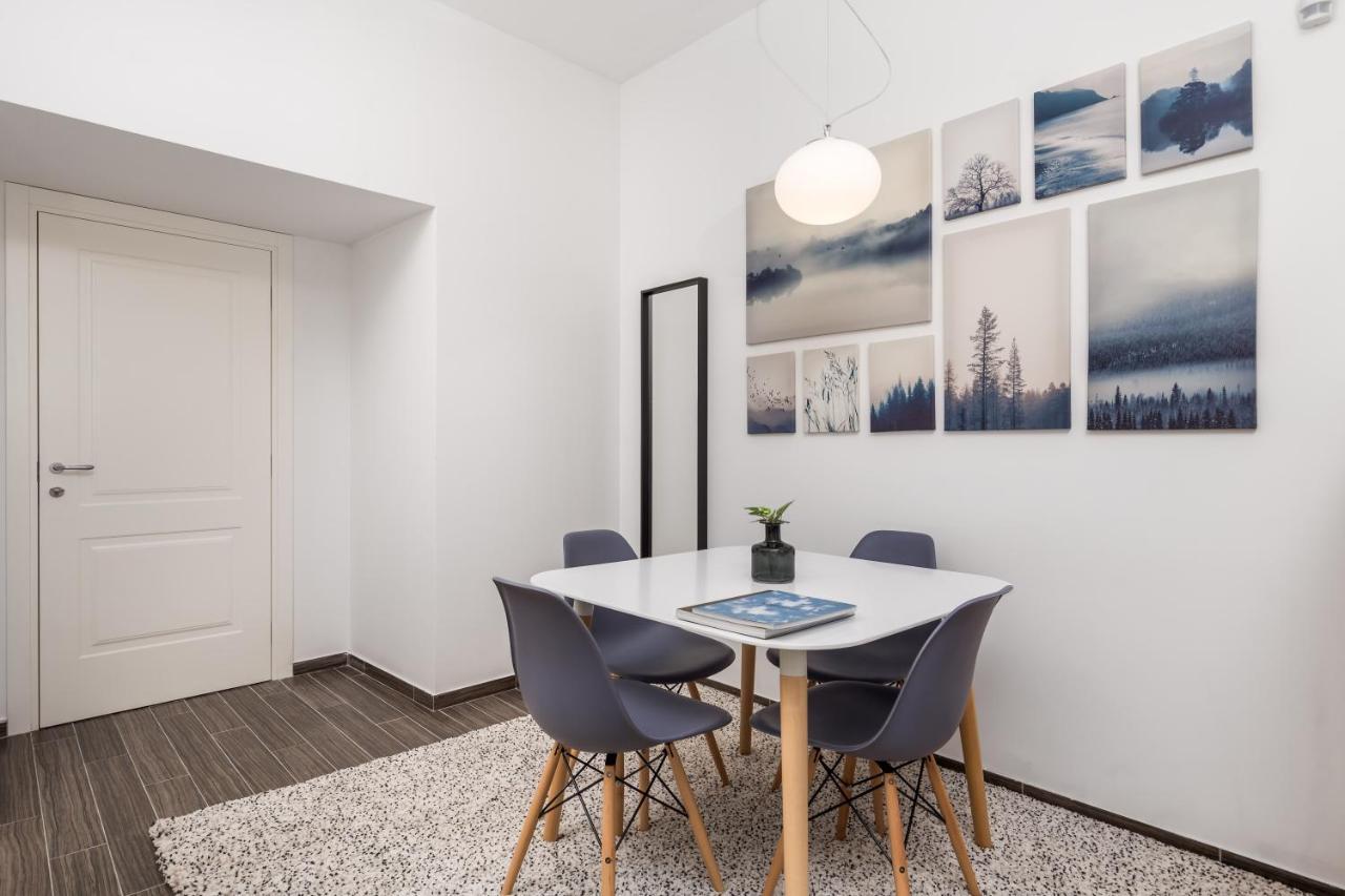 Apartments Harbour View ริเยกา ภายนอก รูปภาพ