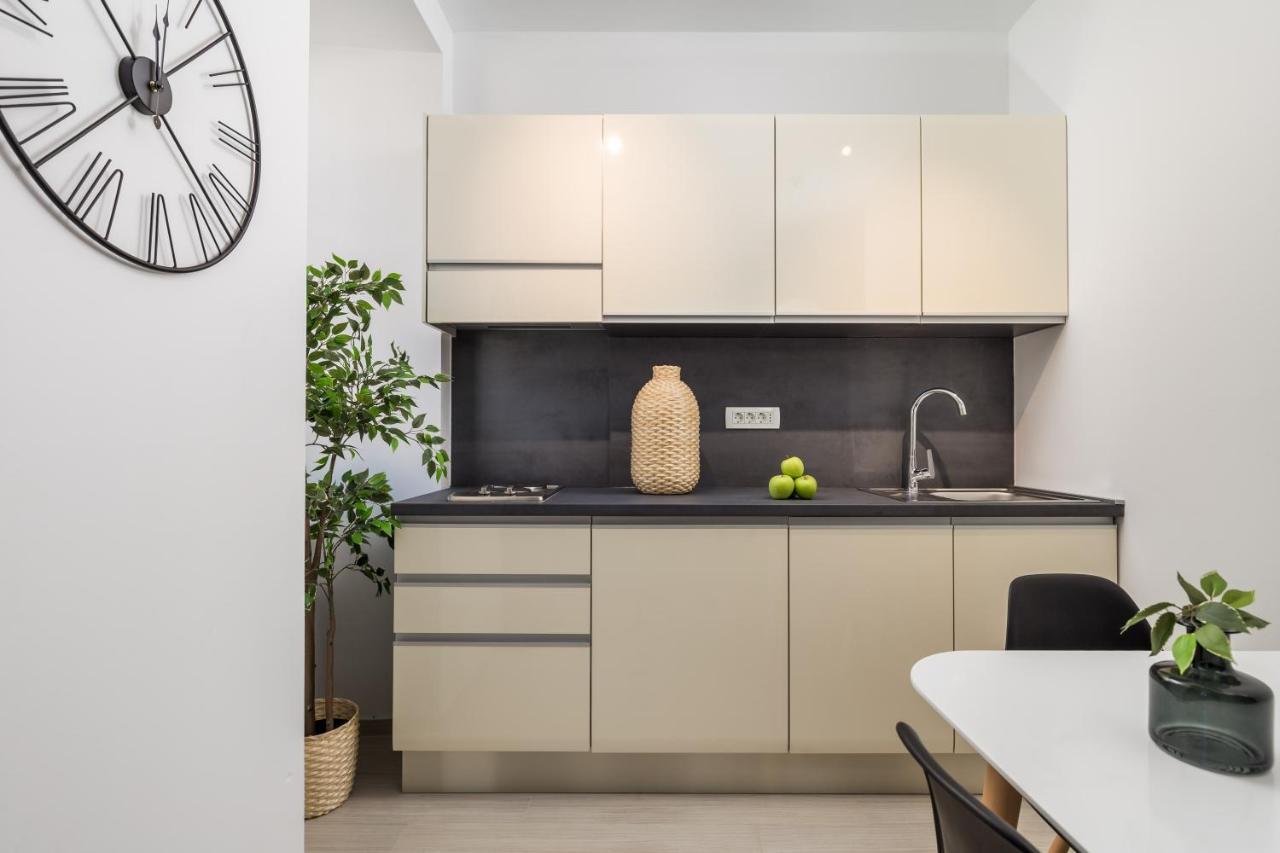 Apartments Harbour View ริเยกา ภายนอก รูปภาพ